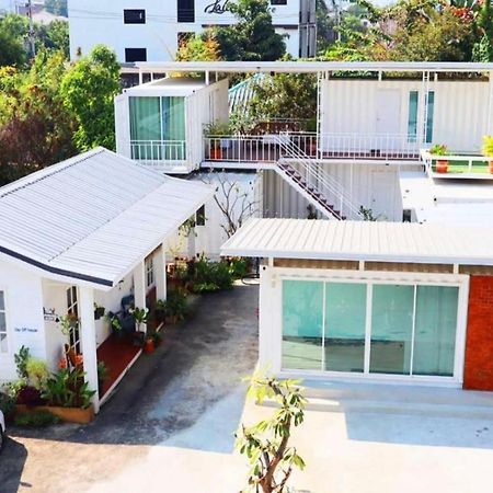 Апартаменты Day Off House Chiang Mai Near Walking Street Экстерьер фото