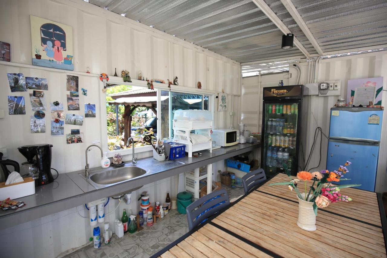 Апартаменты Day Off House Chiang Mai Near Walking Street Экстерьер фото