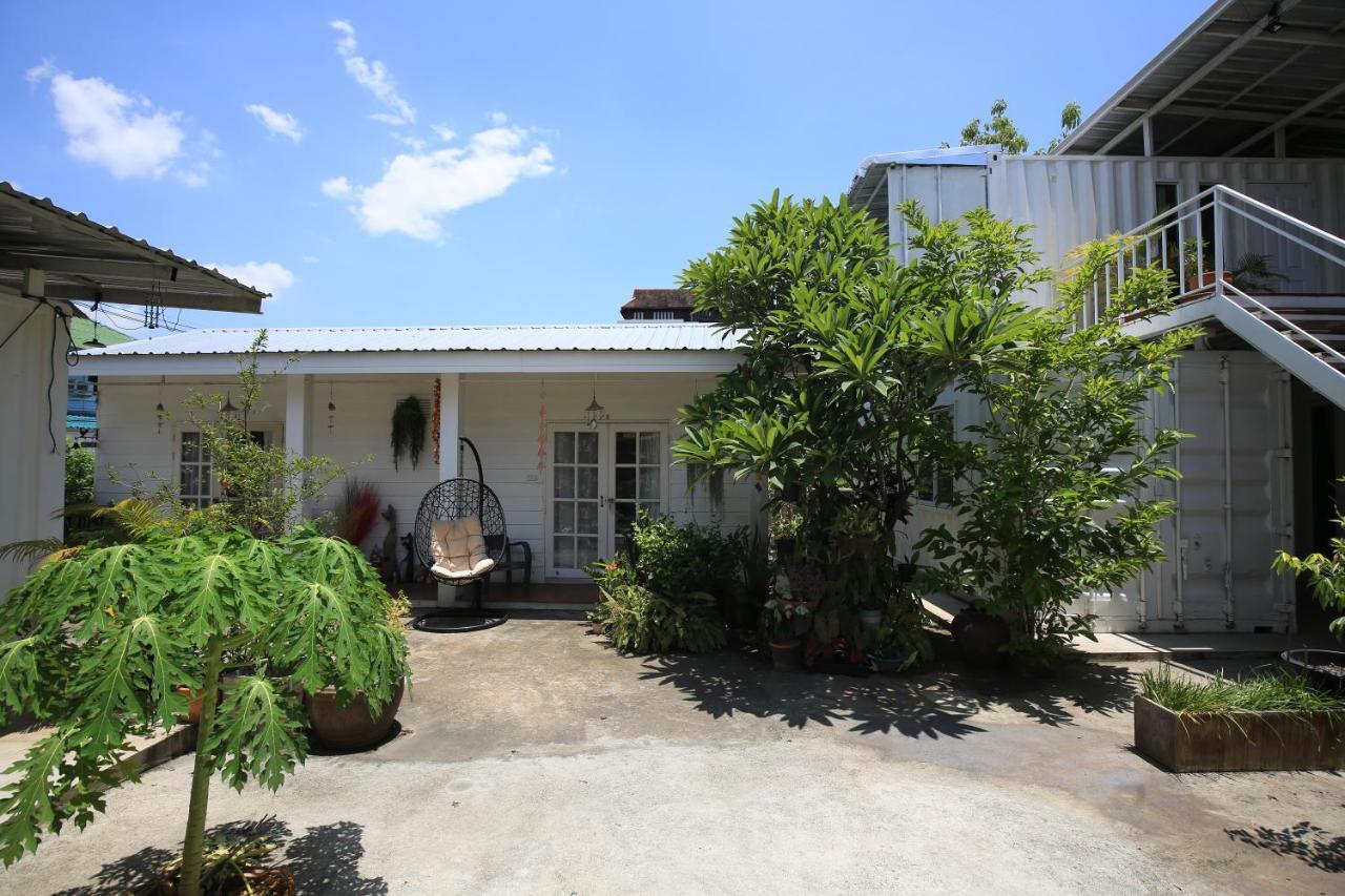 Апартаменты Day Off House Chiang Mai Near Walking Street Экстерьер фото